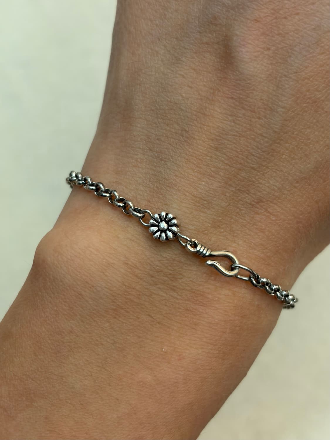 Silver Daisy Link Bracelet 상품이미지1