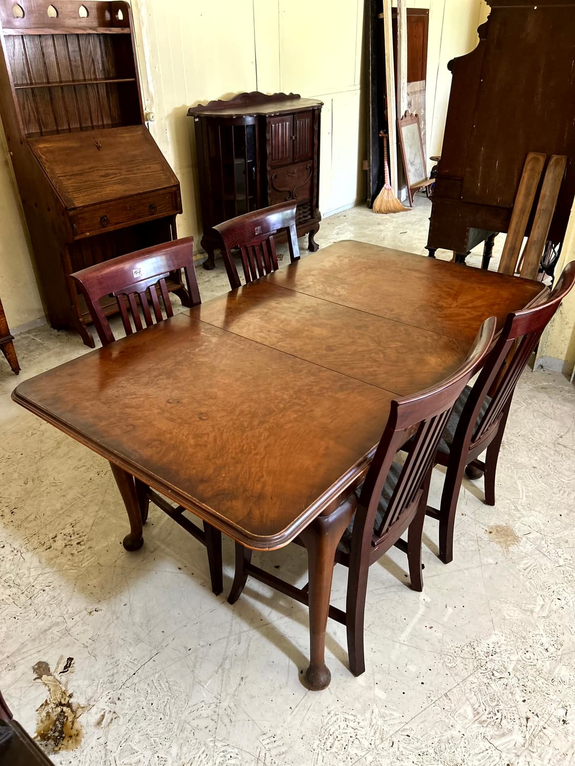 영국 퀸앤스타일 확장식 다이닝 테이블 상품이미지3