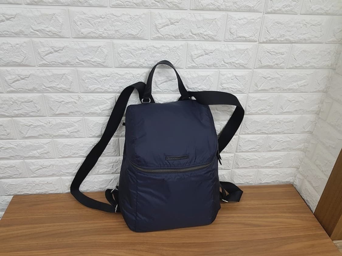 만다리나덕 여성 백팩 (정품) 상품이미지1