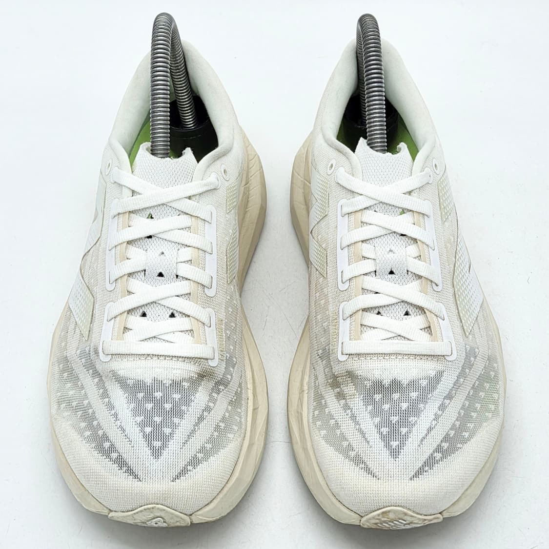 뉴발란스 우먼스 퓨어셀 레벨 v4 화이트 리넨 씨 솔트 (255 D) 상품이미지4