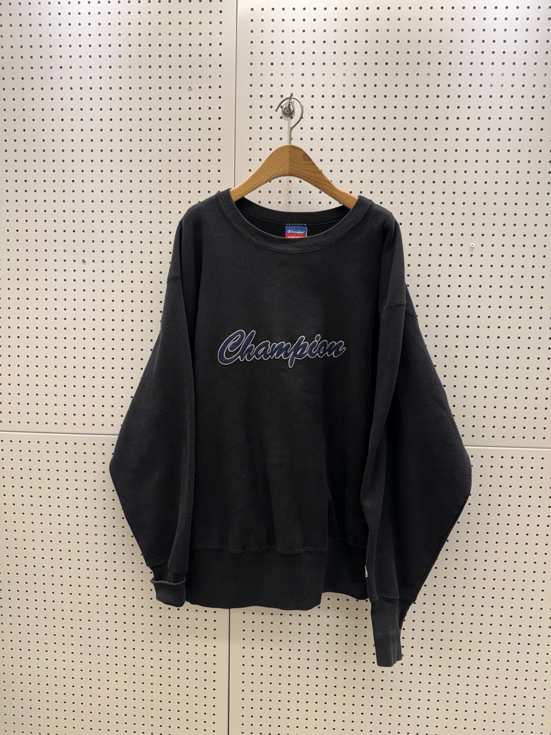 챔피온 리버스위브 스크립트 로고 맨투맨 U1675 상품이미지2