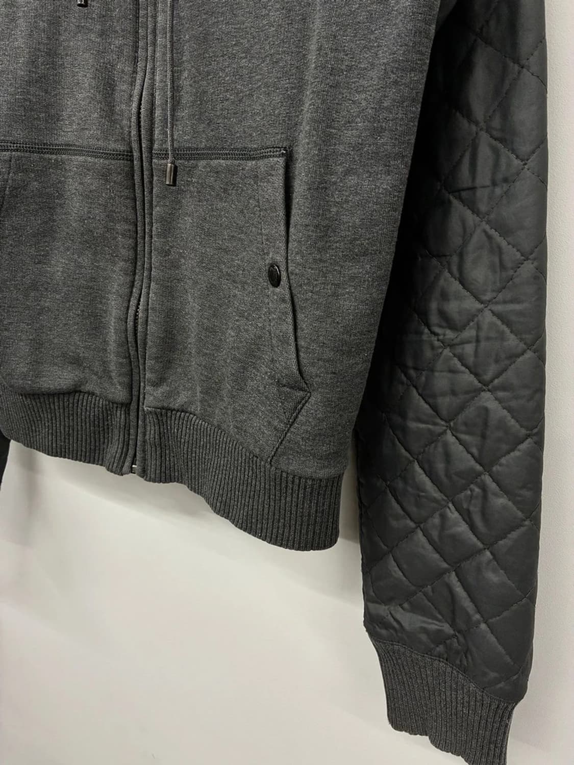 돌체앤가바나 00's 퀄팅 로고 후드 자켓 PN9773 상품이미지4