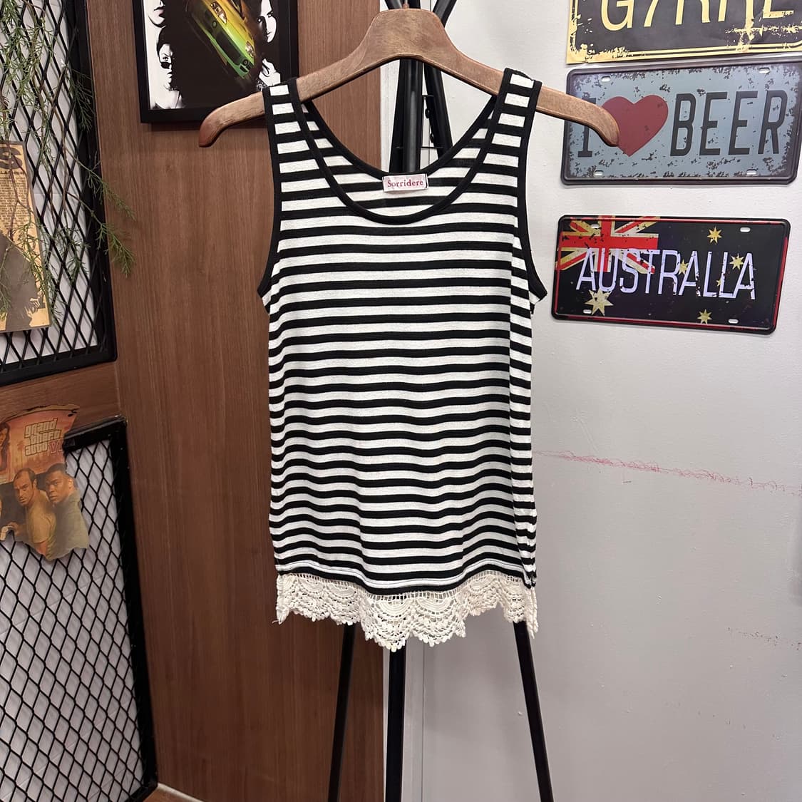 Striped Lace Detail Sleeveless Top 상품이미지1