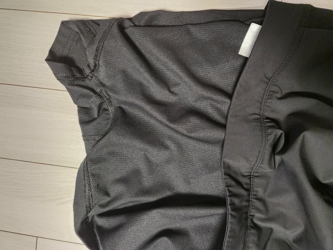 새상품급)아디다스 스포츠 스커트 사이즈s

여러 중고사이트에도 같이 판매 상품이미지10