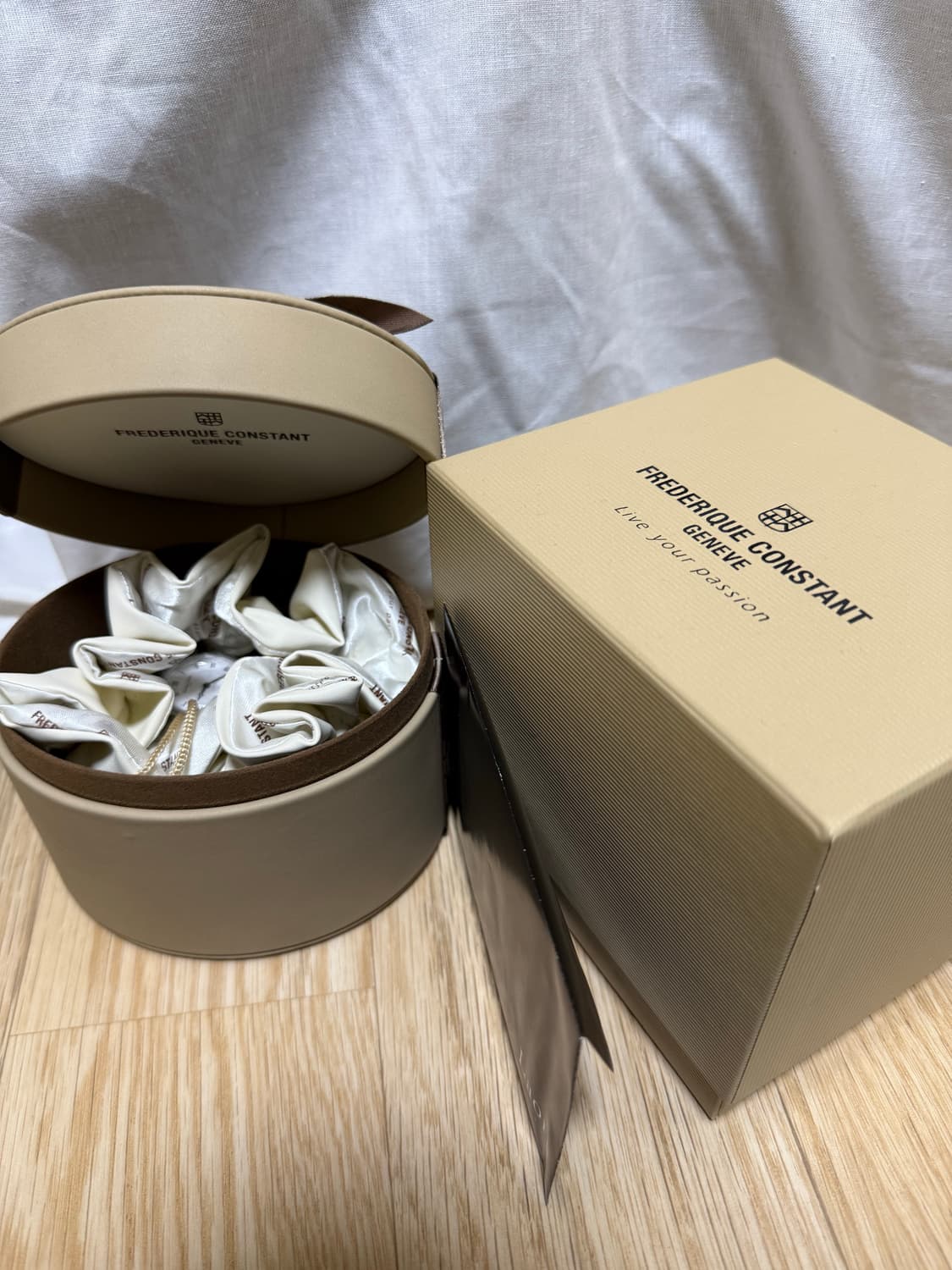 프레드릭 콘스탄트 슬림라인 스몰세컨즈 (FC-235M1S6) 상품이미지5