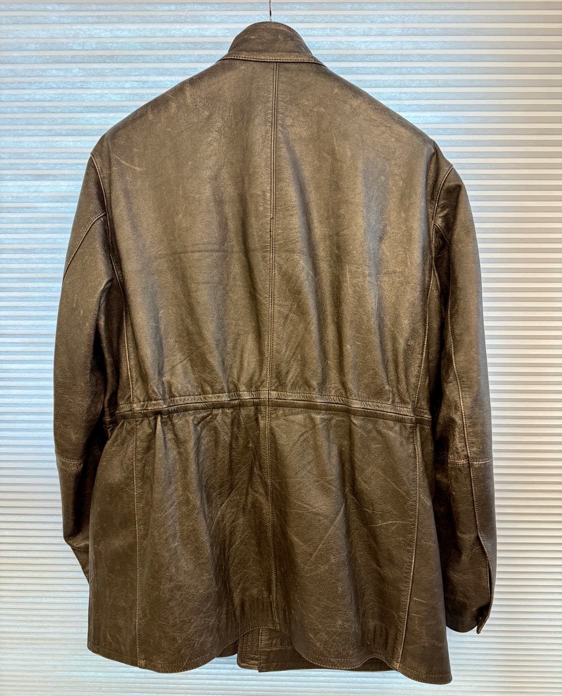 유스 하이넥 레더 하프코트 26ss s사이즈 팝니다! 상품이미지4