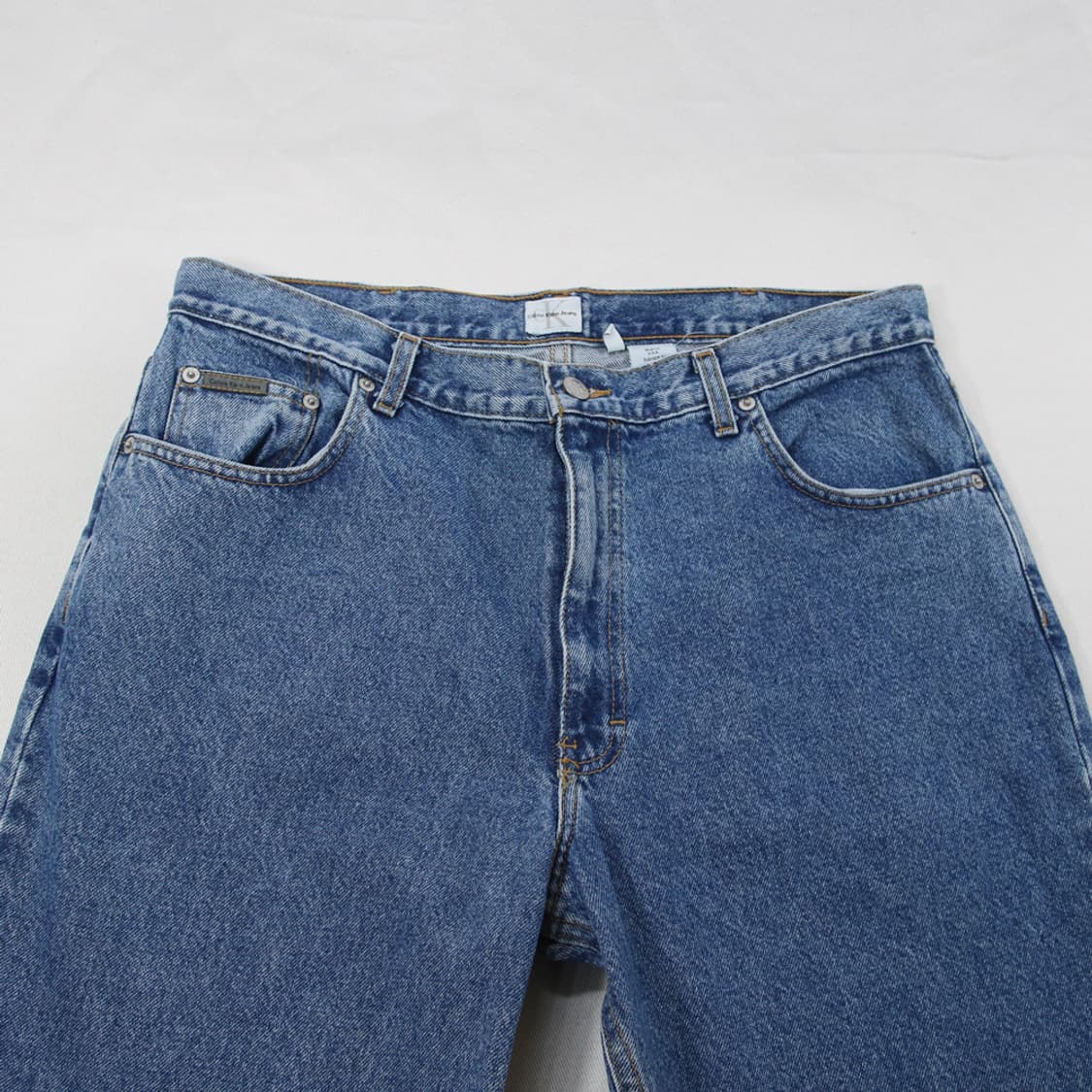 (착용컷) 캘빈클라인 데님 팬츠 (남성용 35) 상품이미지5