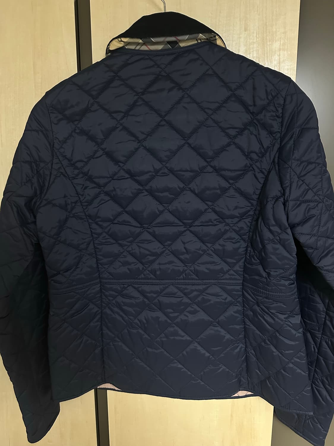 바버 Deveron Polarquilt 퀼팅 자켓 네이비  상품이미지2