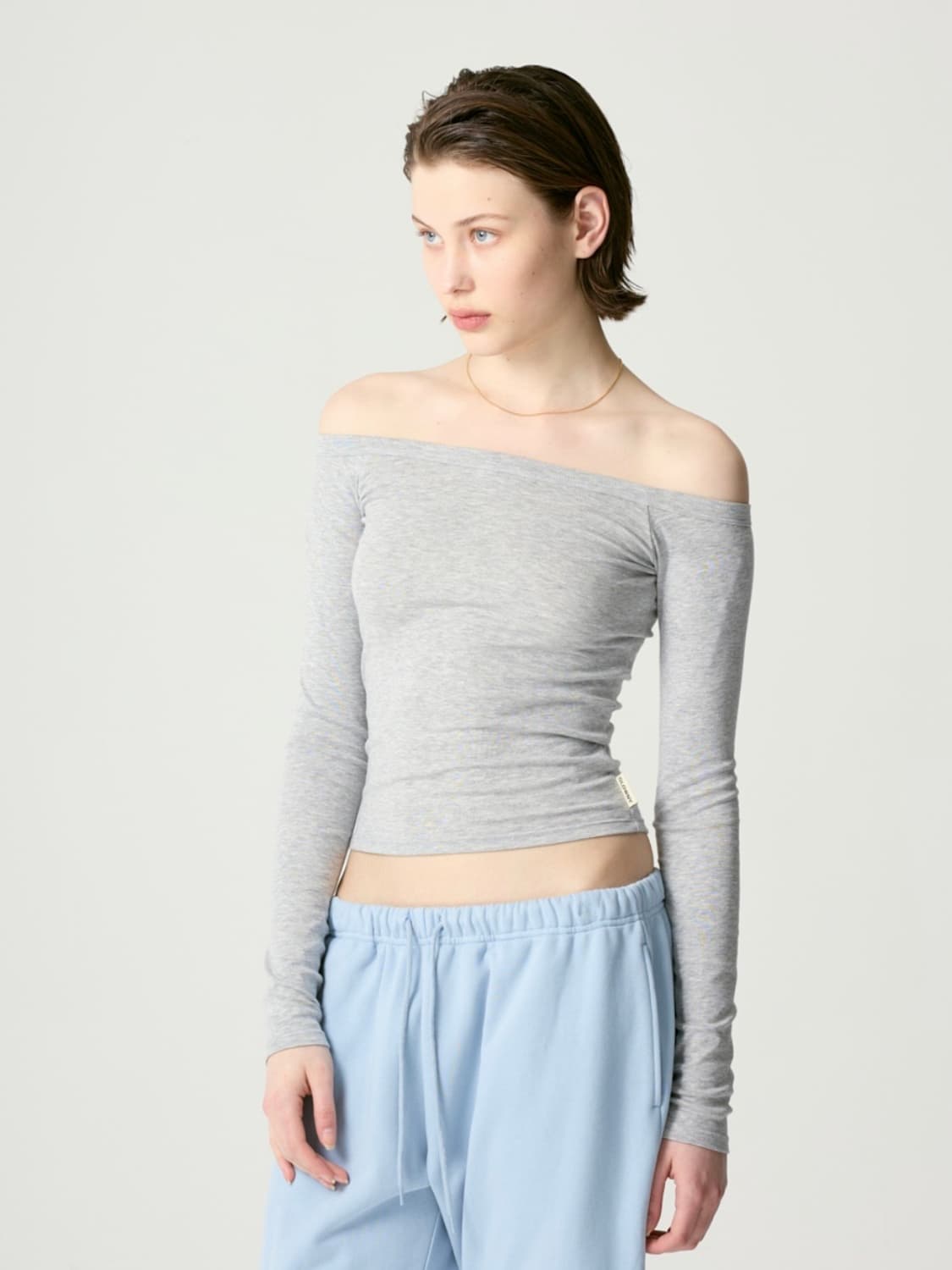 글로니 걸프렌드 오프숄더 탑 브라운 상품이미지2