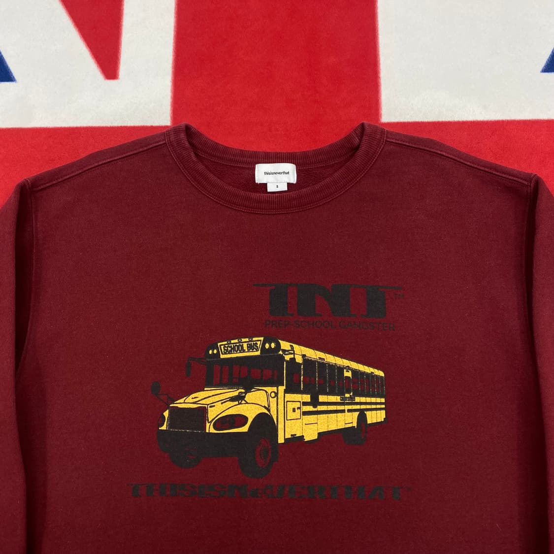 디스이즈네버댓 맨투맨 S 실측 M  상품이미지3