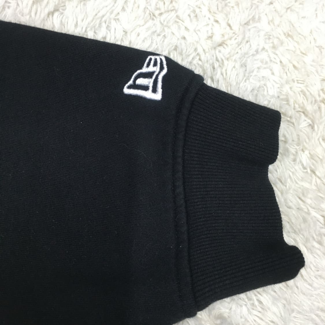 뉴에라 스몰로고 맨투맨 CC17 상품이미지3