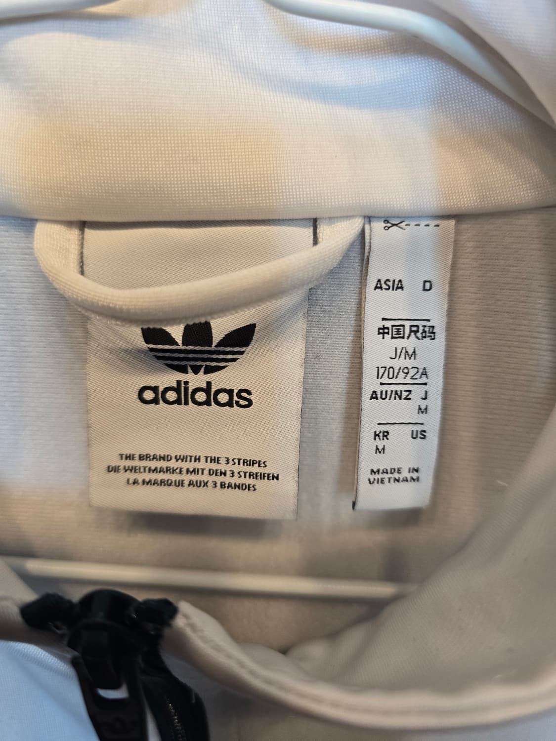 아디다스 트랙탑 상품이미지3