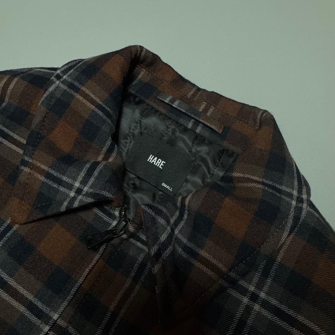 HARE 브라운컬러 체크 패턴 울 혼방 집업 블루종 자켓 상품이미지3