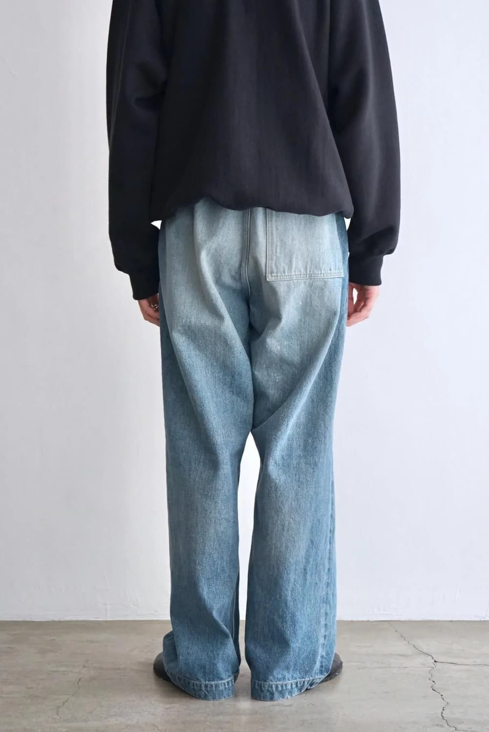 Yoko Sakamoto 요코 사카모토- 벨티드 트라우저 페이드 인디고 상품이미지8