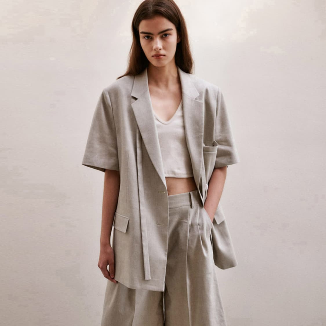 아바몰리(AVAMOLLI) 린넨 헤링본 투버튼 자켓 55-66 상품이미지1