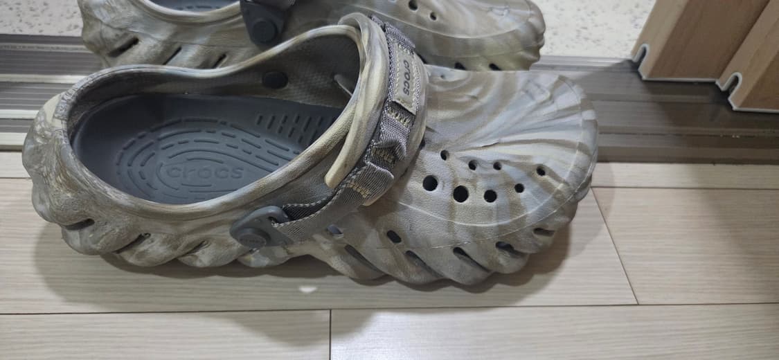 크록스 에코 마블드 클로그 본 멀티 260 상품이미지4