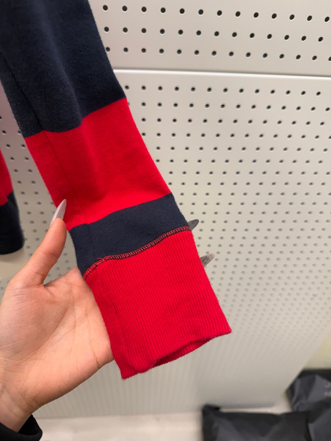 아베크롬비 스트라이프 브이넥 니트 U789 상품이미지4