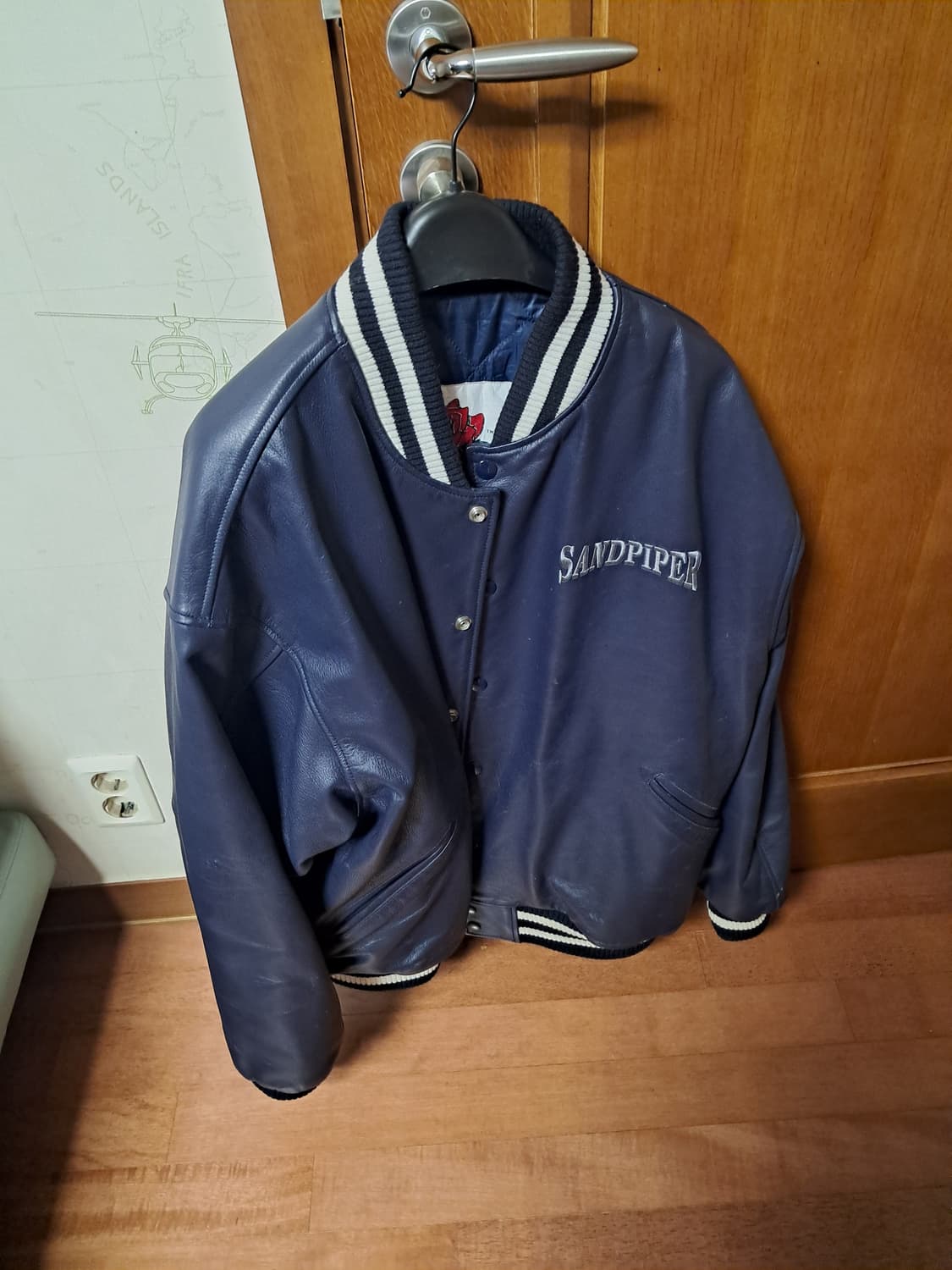 샌드파이퍼 레더 바시티 2사이즈 상품이미지1