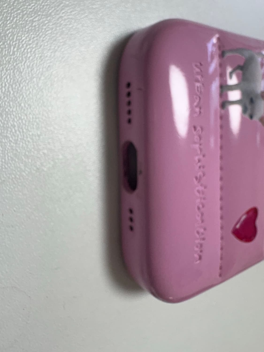 어반소피스티케이션 아이폰 16 상품이미지4