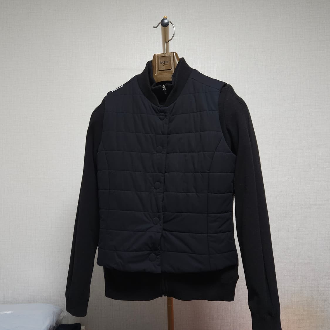 90 ) 볼빅 여성 골프 방풍 니트 패딩 조끼 상품이미지1