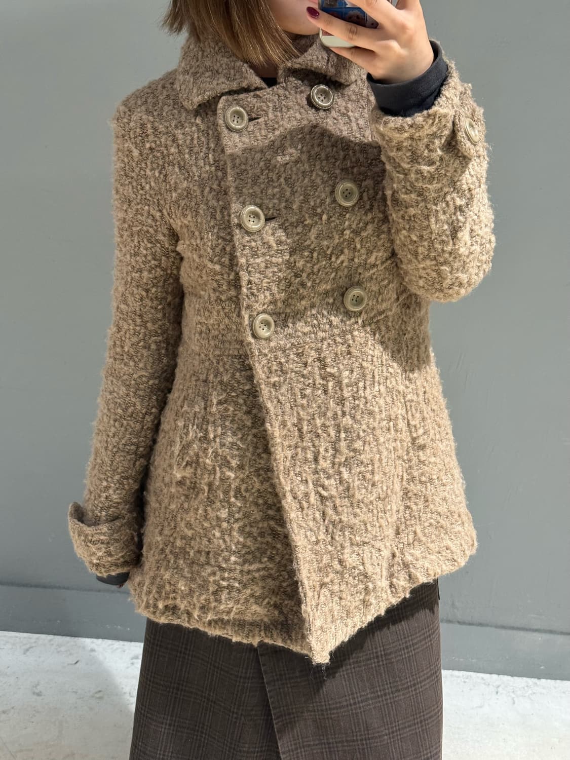 Fluffy double button point coat 상품이미지1