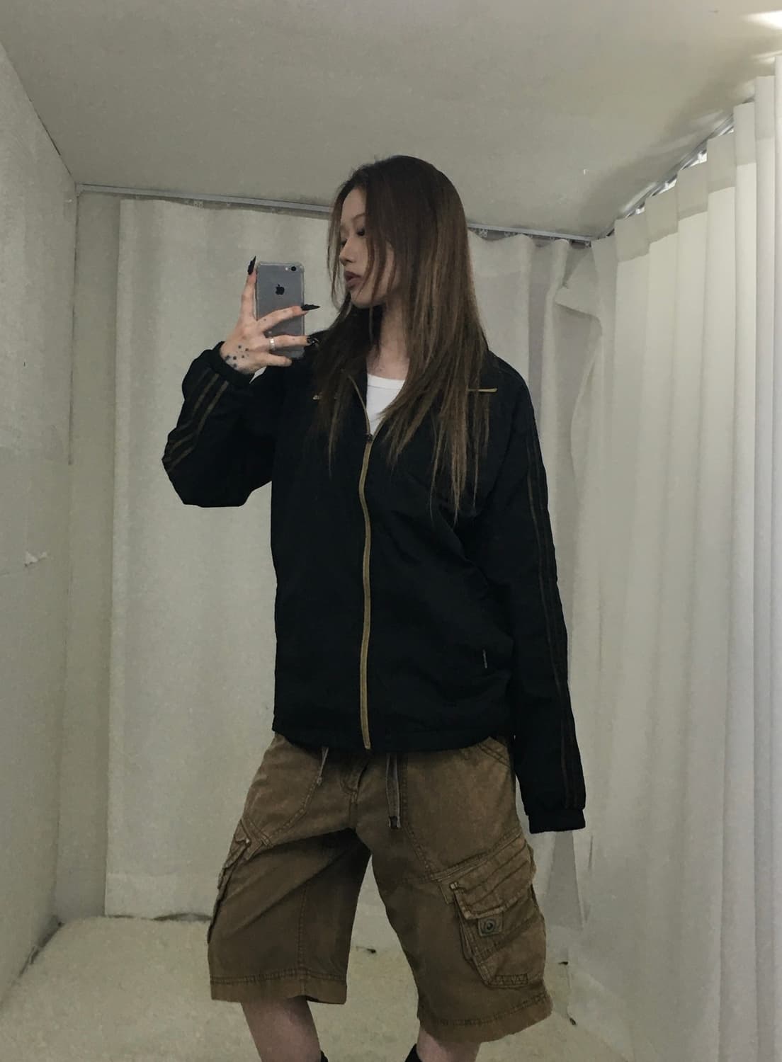 아디다스 블랙앤골드 트랙 바람막이 상품이미지2