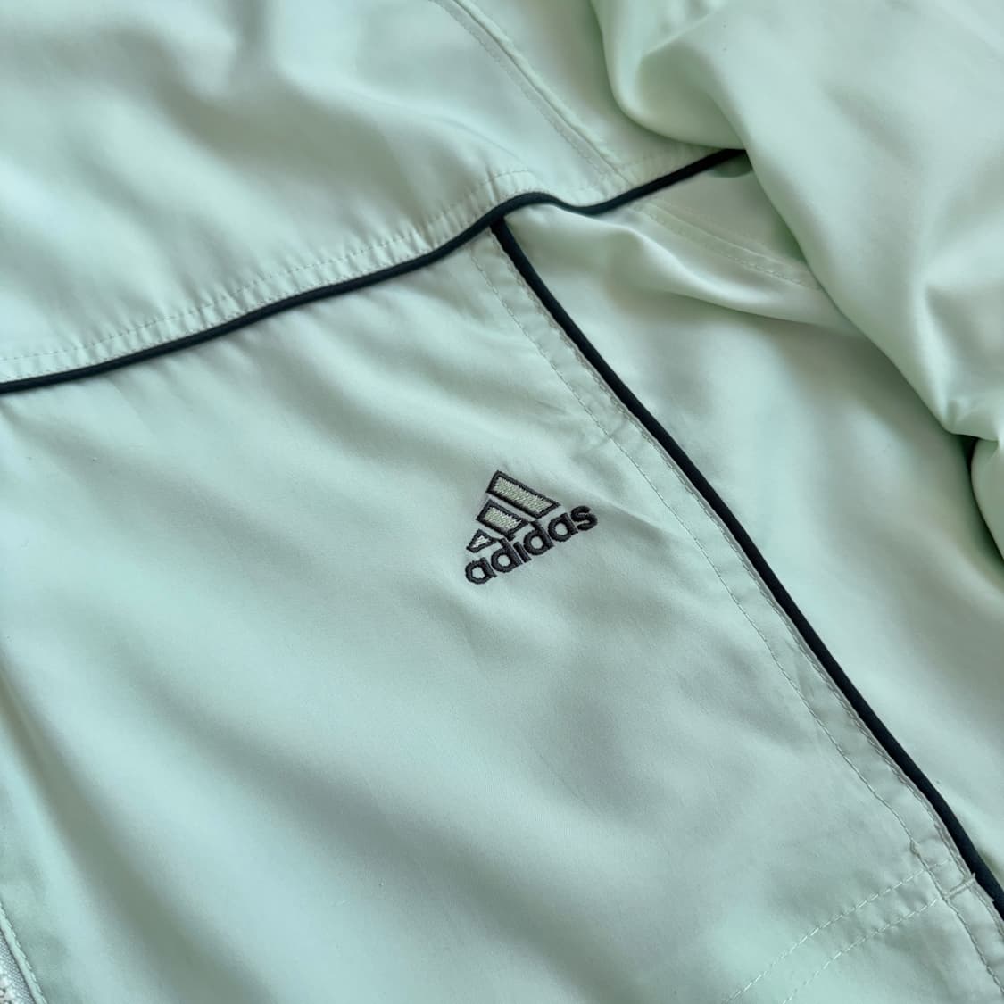 아디다스 90s 올드스쿨 바람막이 자켓 상품이미지4