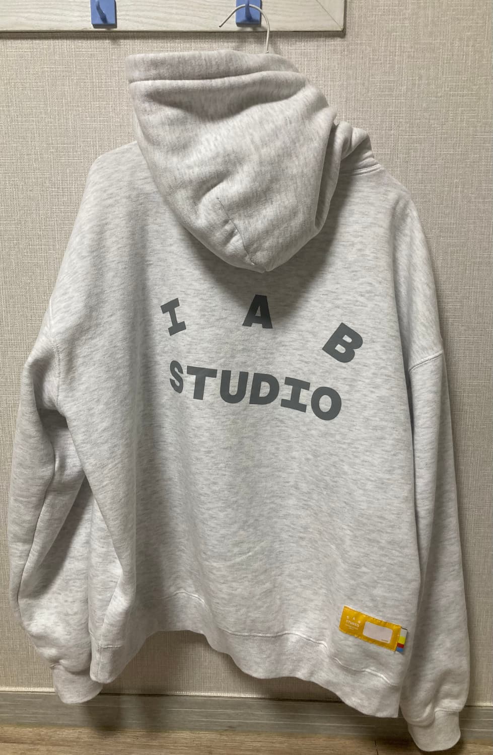 아이앱 스튜디오 라이트 그레이 후드티(XL) 상품이미지4