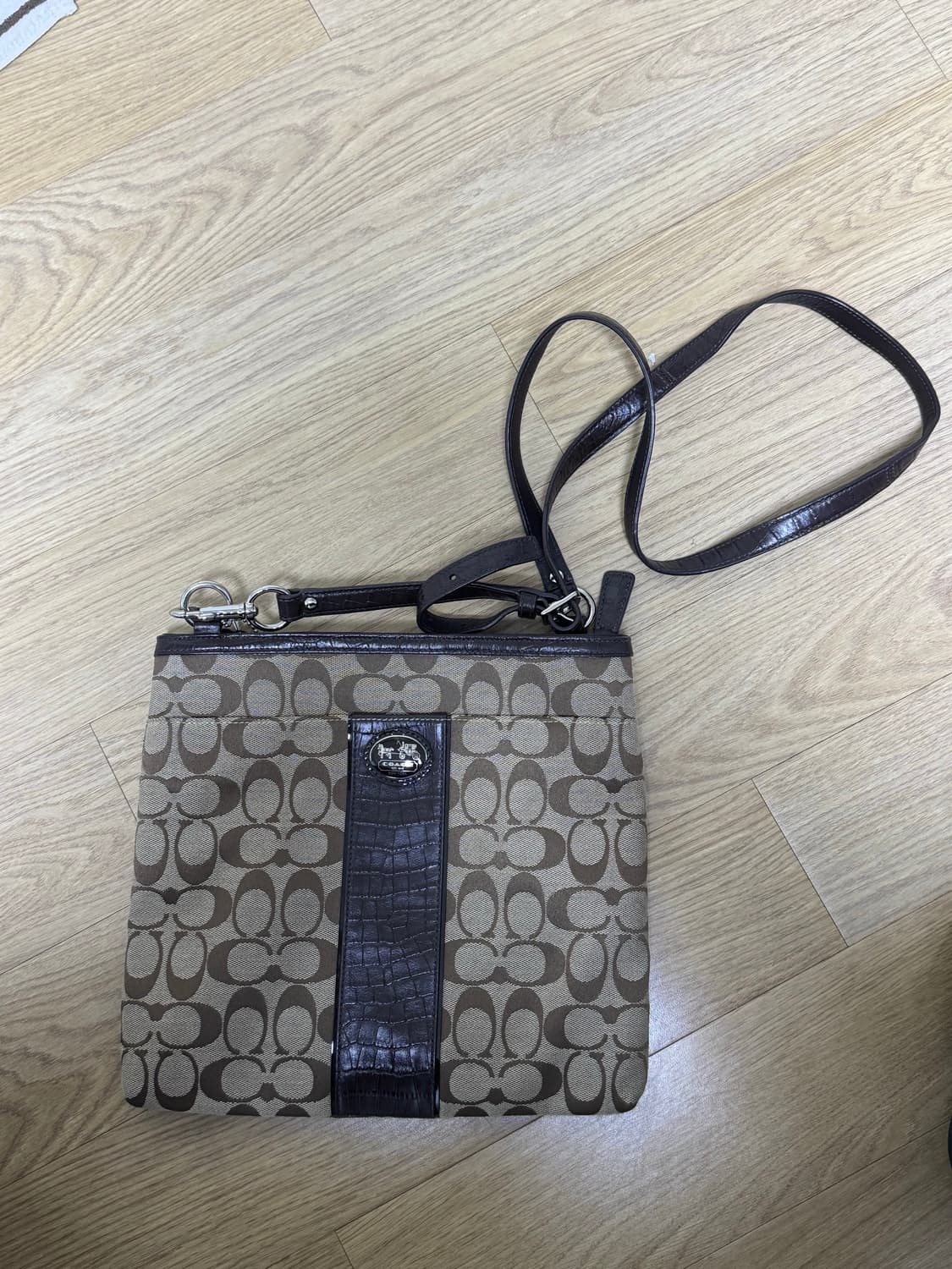 coach 코치 시그니처 캔버스 크로스백 상품이미지2