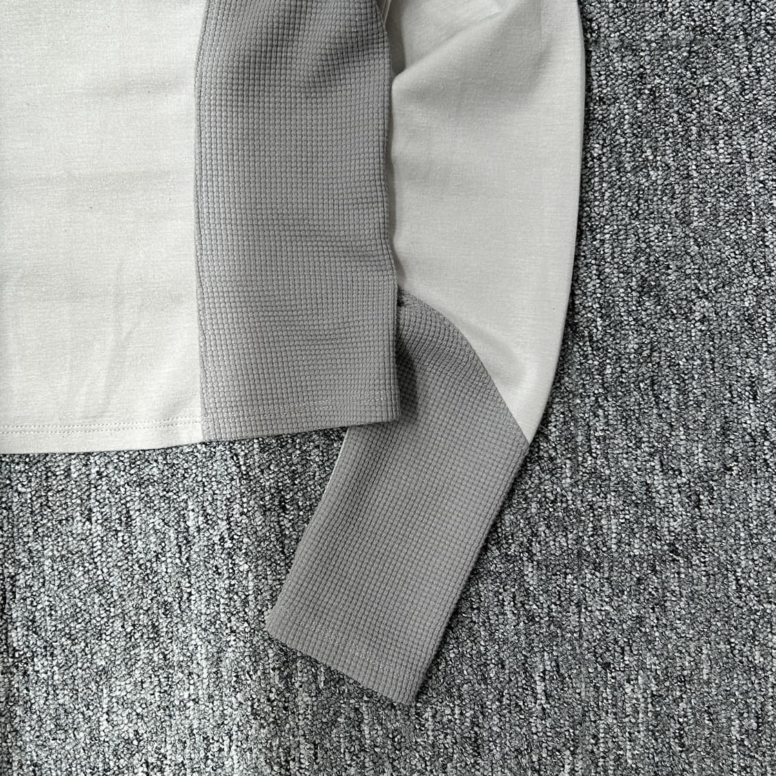 코드그라피 배색카라 그레이 롱슬리브 상품이미지3