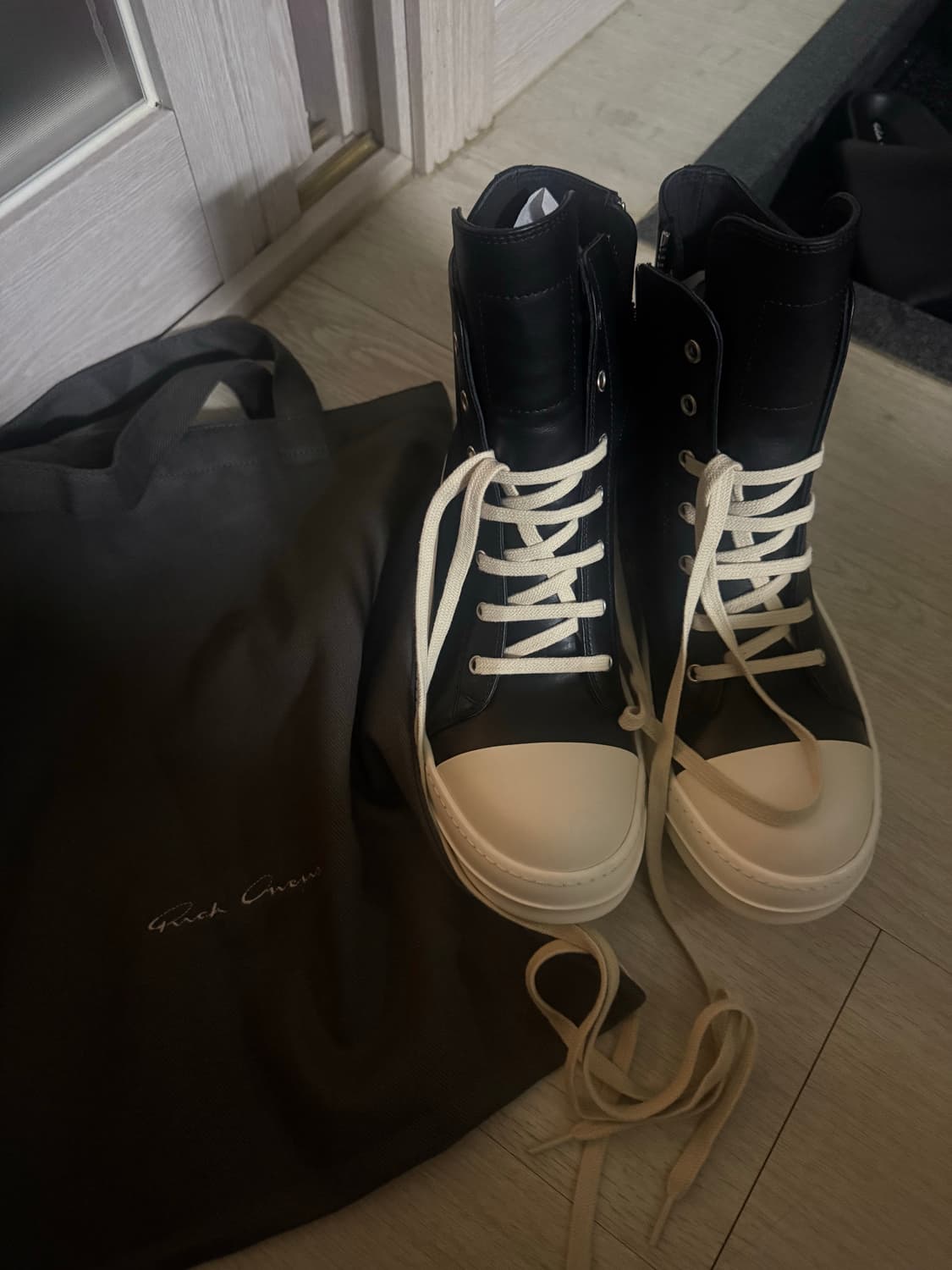 릭오웬스 메인라인 레더 라몬즈 상품이미지1