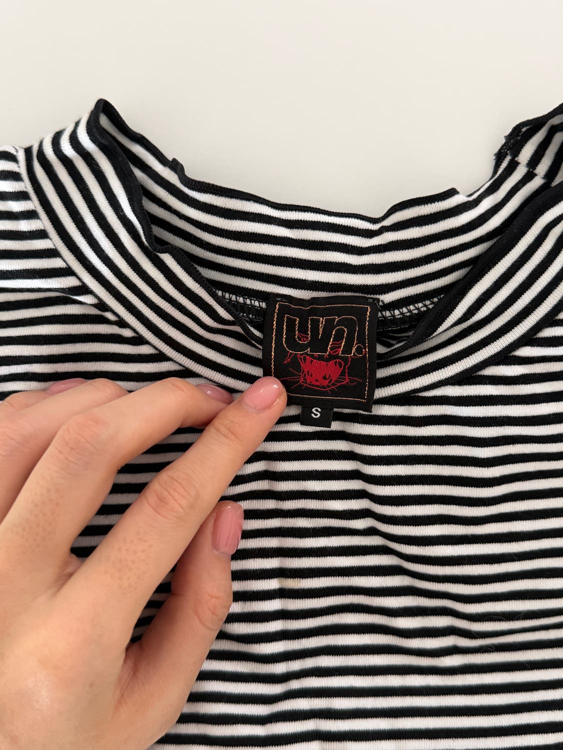 언노운블루 스트라이프 티셔츠 상품이미지3