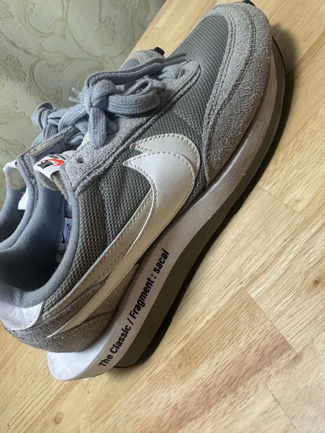 나이키 사카이 프라그먼트 라이트 스모크 그레이 판매합니다 상품이미지1