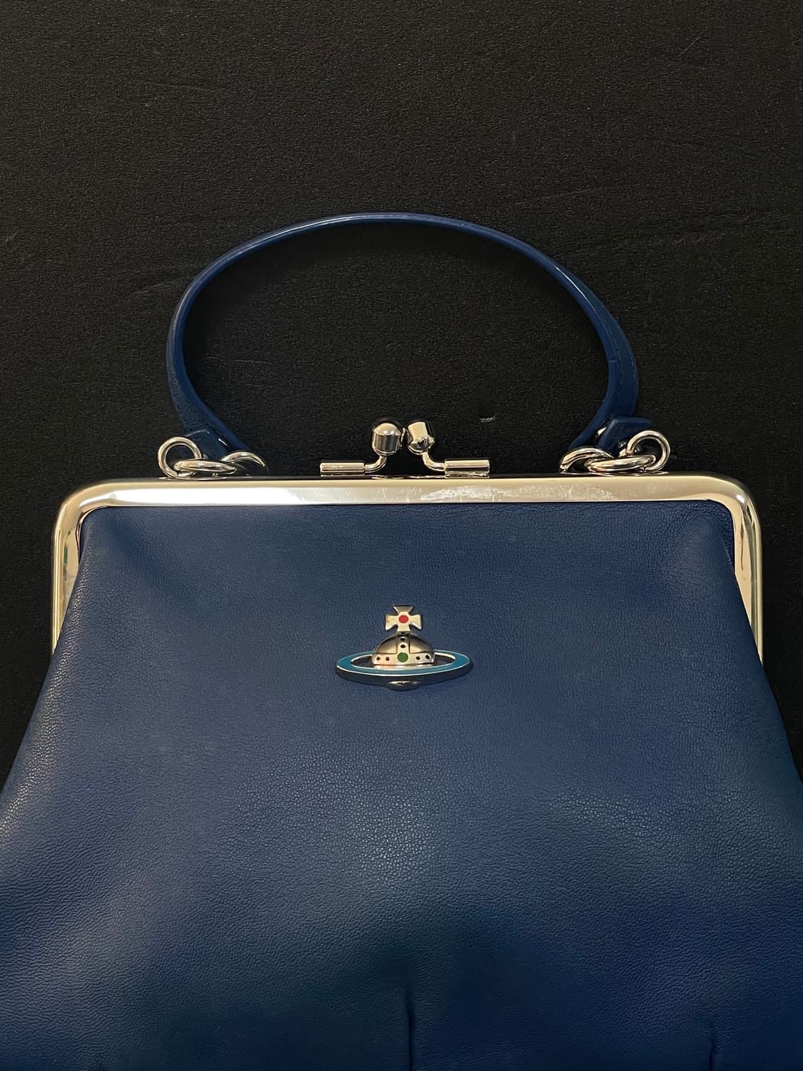 비비안웨스트우드 그래니 프레임 펄스 크로스백 블루 상품이미지3