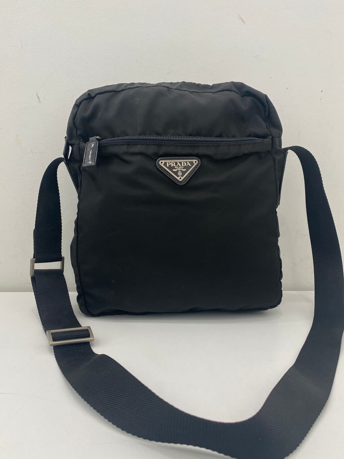 프라다 나일론 포코노 메신저백 크로스백 상품이미지1