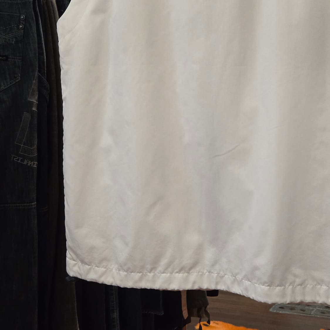 JPN 엘레쎄 화이트 배색 바람막이 베스트 상품이미지7