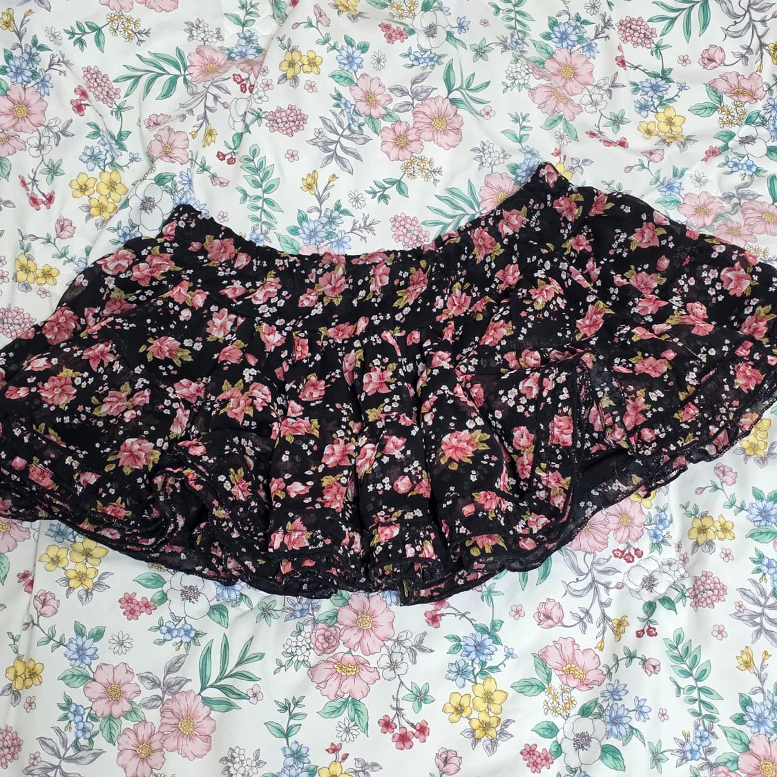 일본빈티지)블랙로즈 플로럴 큐롯st 오네히메갸루 엑팜리즈깔 프릴캉캉스커트 상품이미지1
