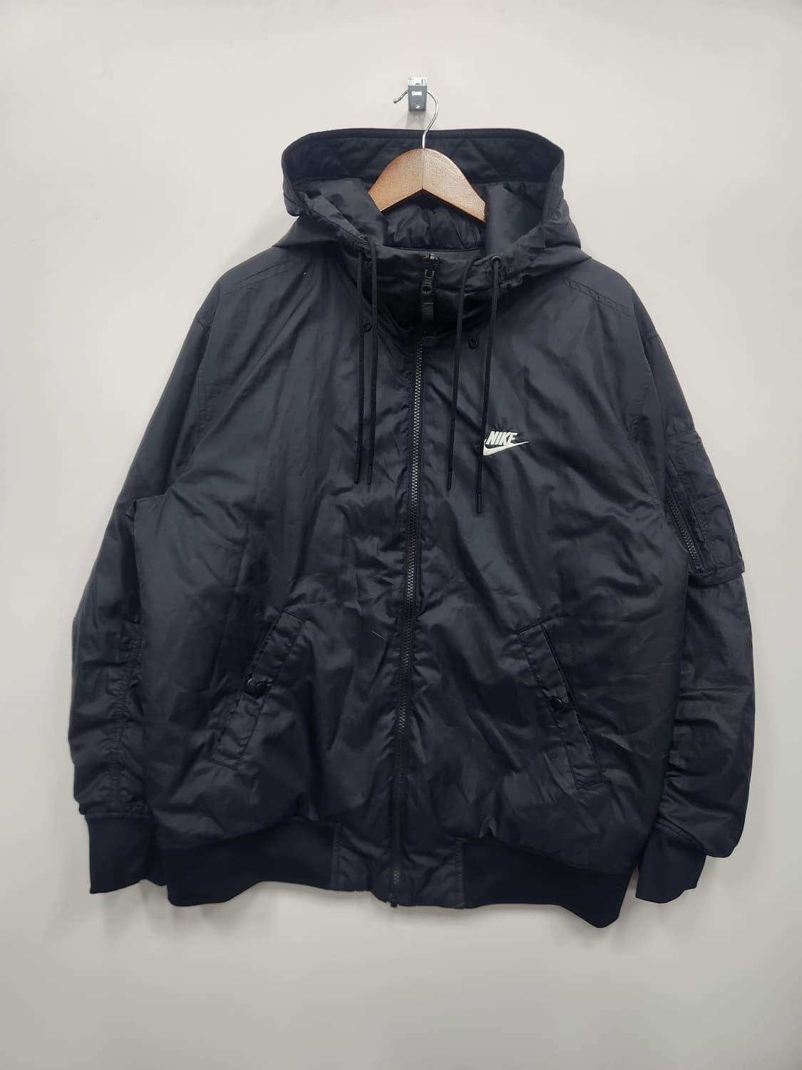 나이키 스우시 바람막이 상품이미지1