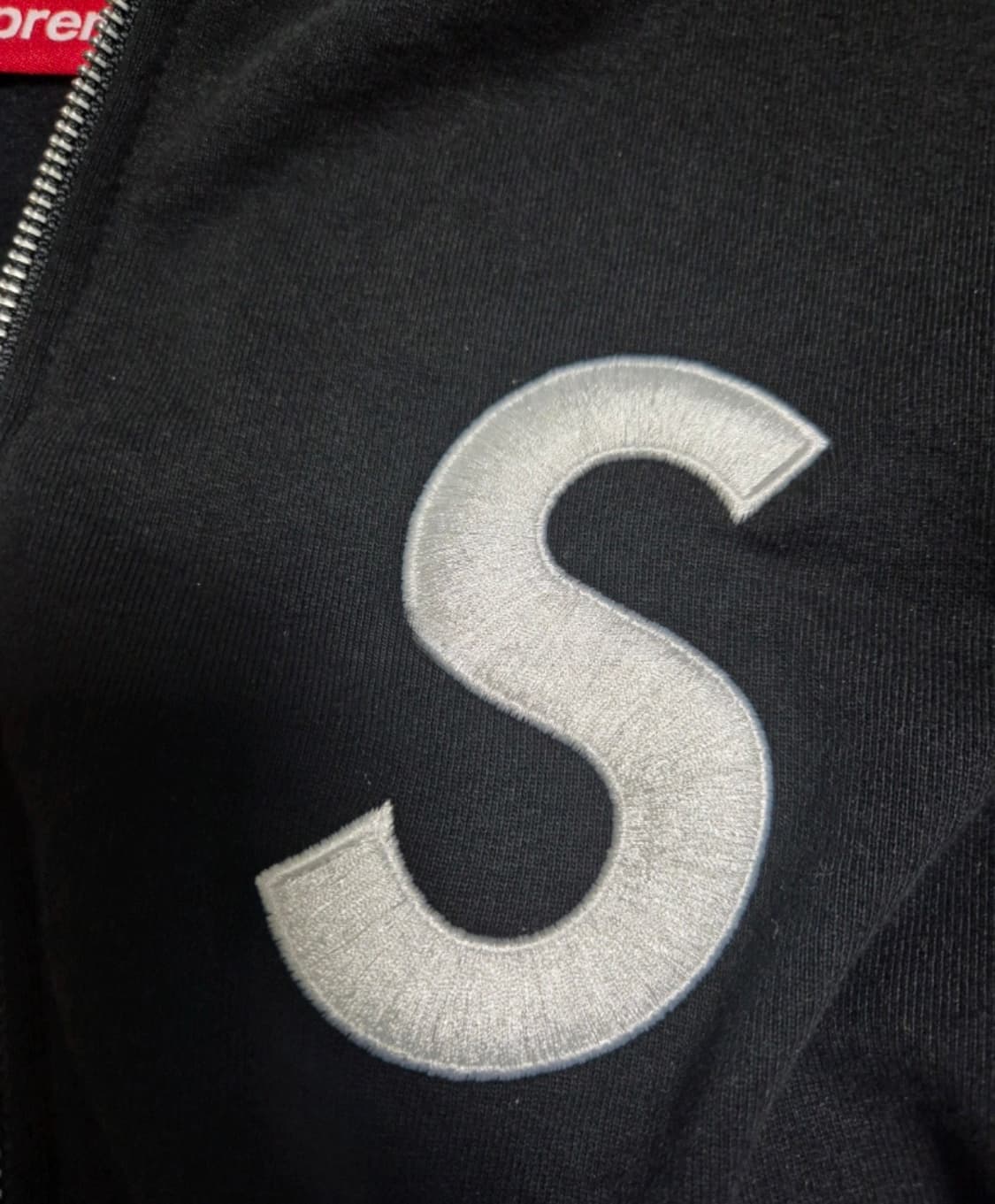 슈프림 S로고 후드집업 상태:9/10 XXL 상태최상  상품이미지2