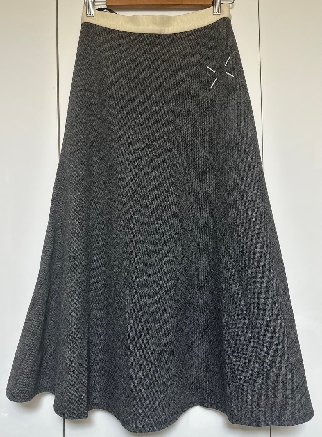 마르지엘라그레이 모직 플레어 스커트정품 상품이미지1