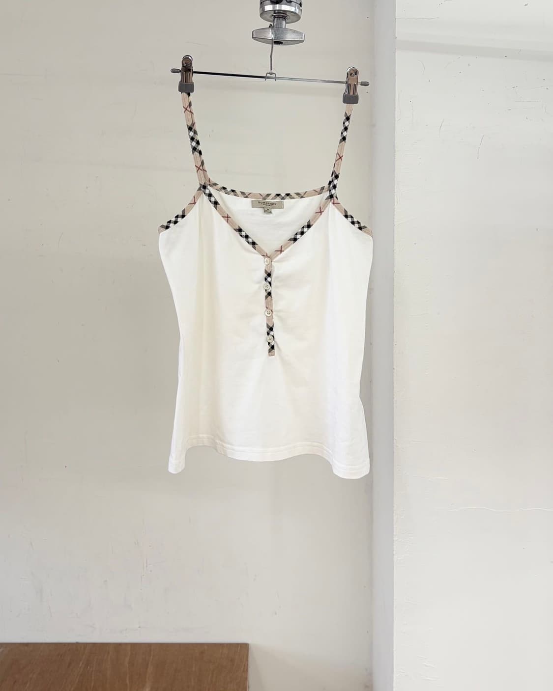 버버리 런던 화이트 노바 체크 슬리브리스 상품이미지1