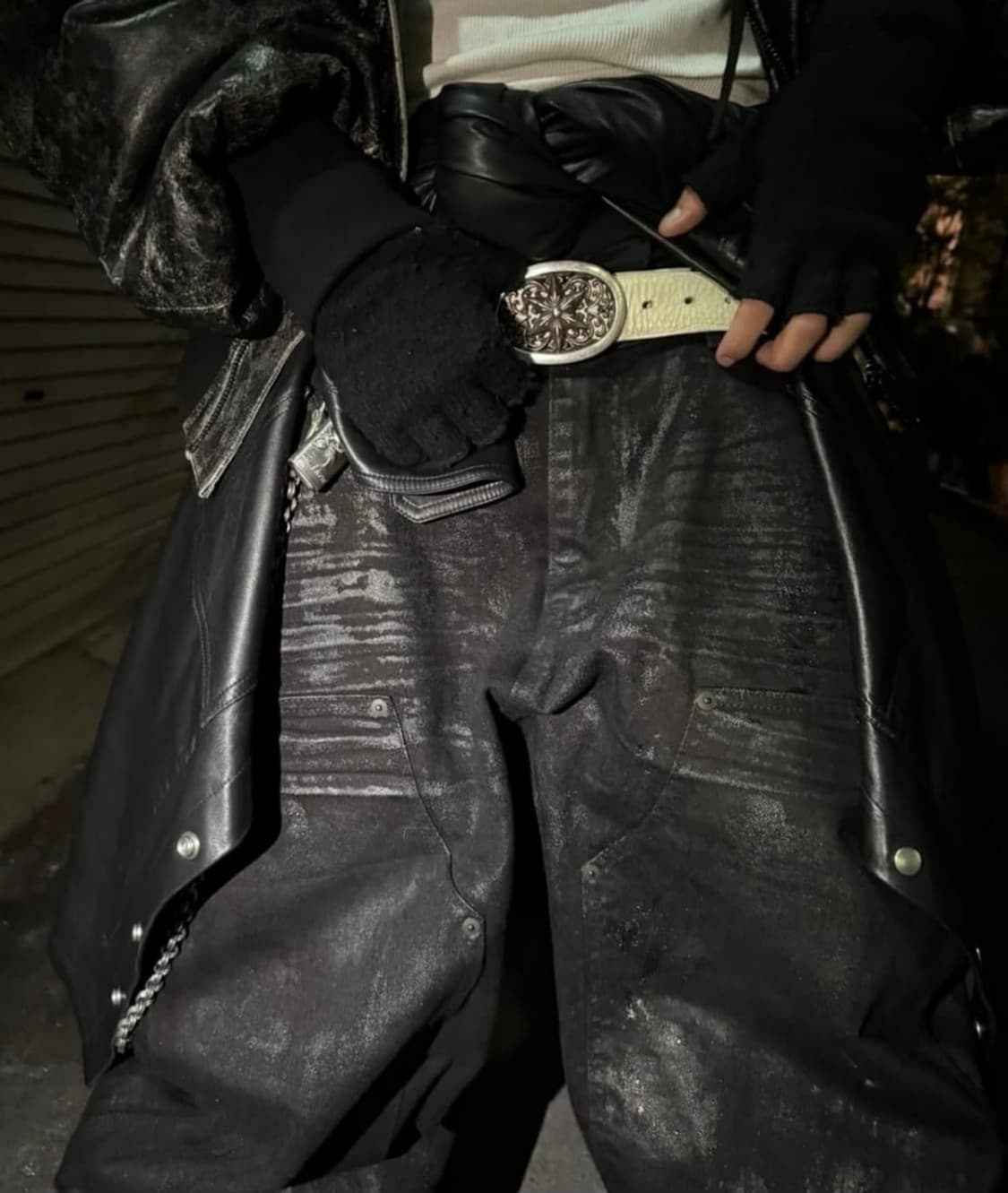 에모스탠스클럽 카펜터 코팅 배기 왁스 블러 코티드 데님 팬츠 코팅진 상품이미지2