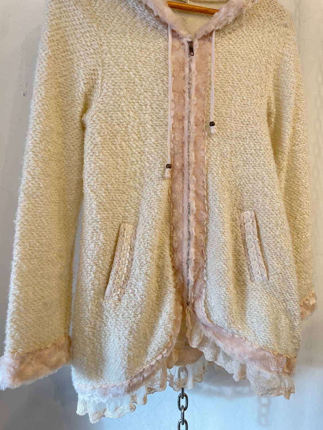 axes femme 엑시즈팜 핑크 퍼 아이보리 후드 집업 모리 갸루 상품이미지5