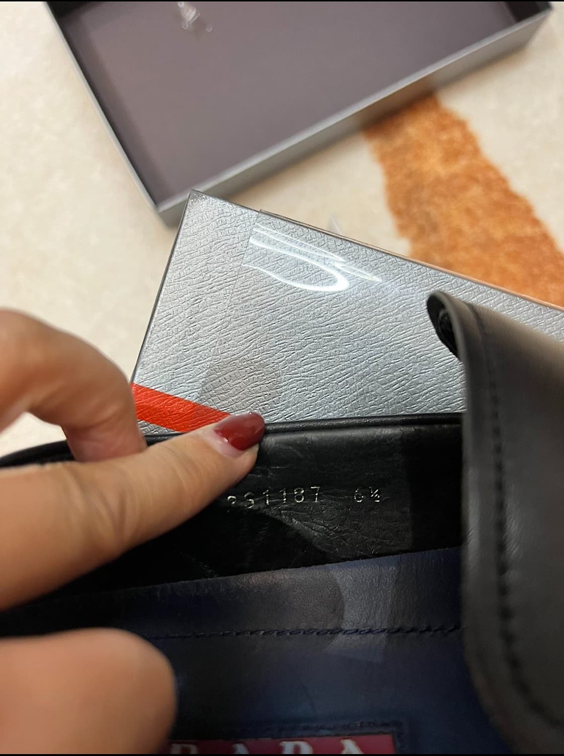 프라다 스포츠 버클 로퍼 스니커즈 6.5 상품이미지7