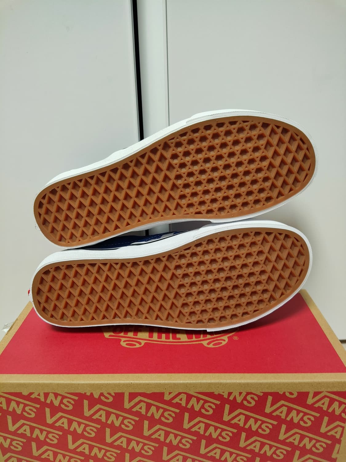 새상품 반스 슬립온 255 상품이미지7