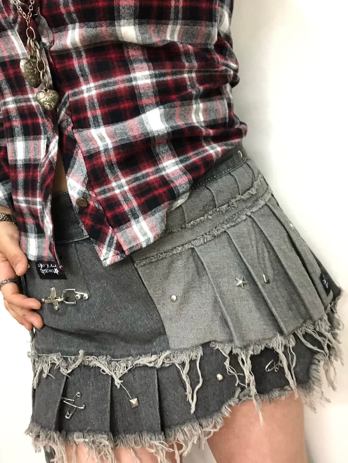 reworked punching grunge grey skirt 상품이미지6