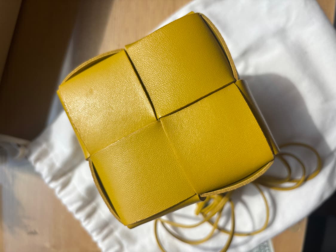 보테가베네트 카세트 미니 버킷백 상품이미지6