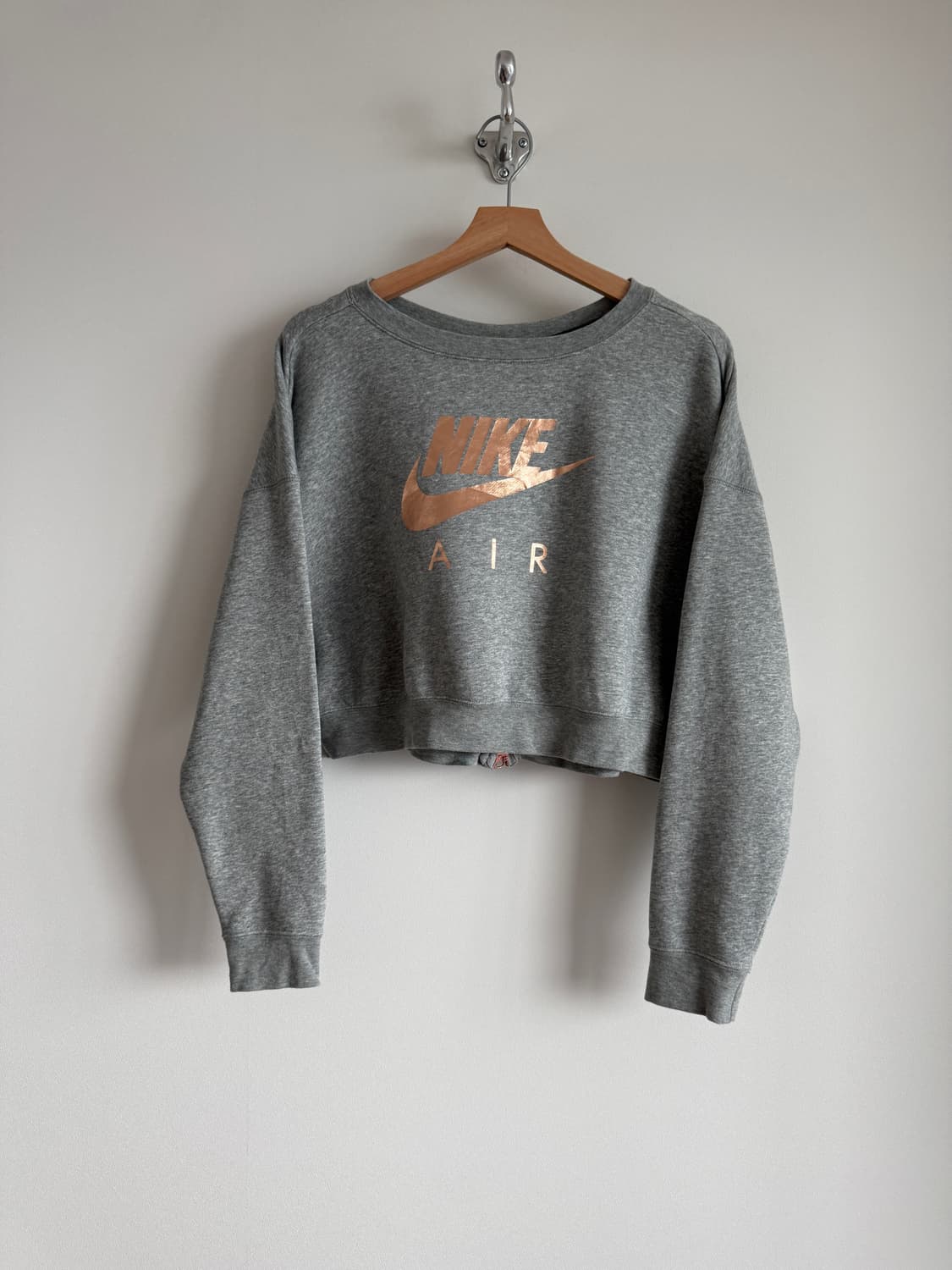 나이키(NIKE) 크롭 맨투맨 상품이미지1