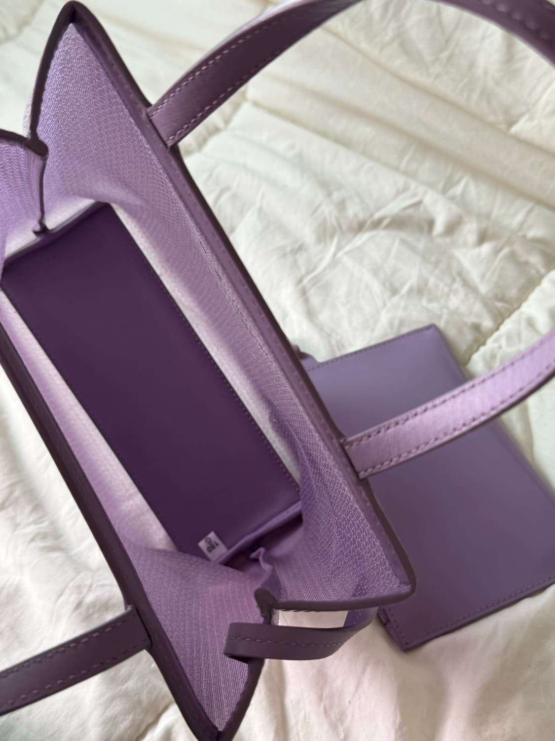 정품 프라다 스몰 시퀸드 메쉬 토트백 상품이미지6