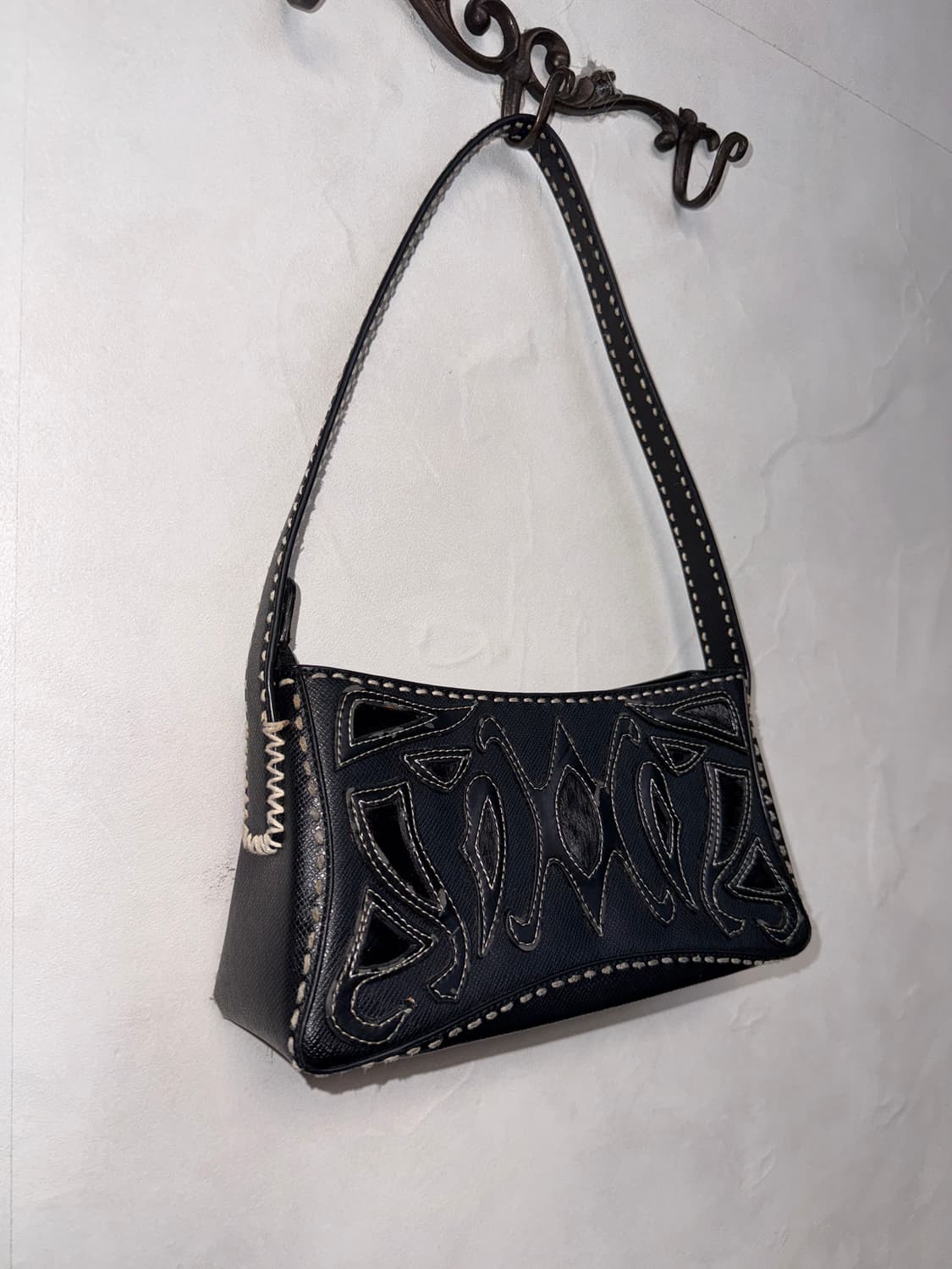 Black oriental calf fur stitch 숄더백 상품이미지2
